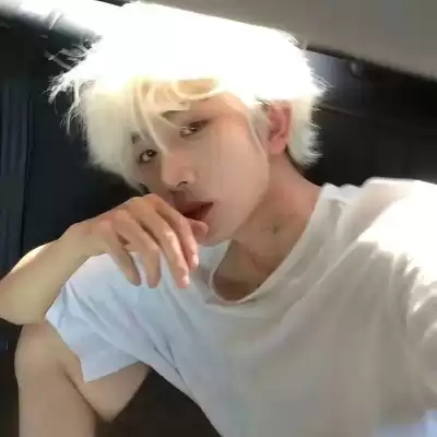 黄莉颖